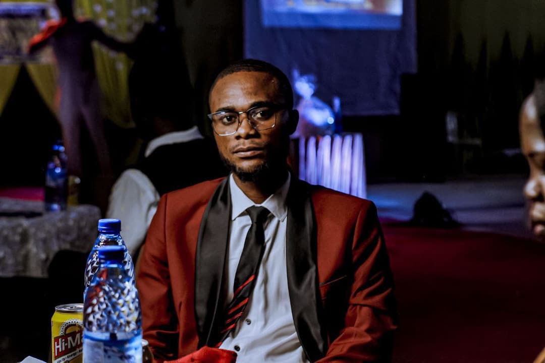  SHEDRACK OGBONNA - Graphic designer/Video Editor/Social Media Manager